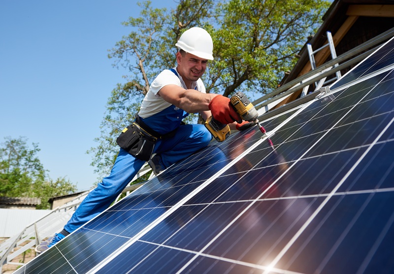 Installation panneaux solaires